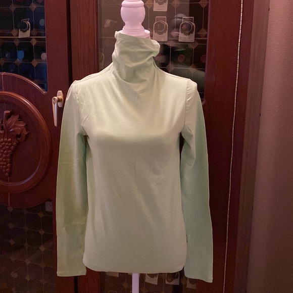 DKNY DonnaKaran Turtle Neck - Picture 2 of 8